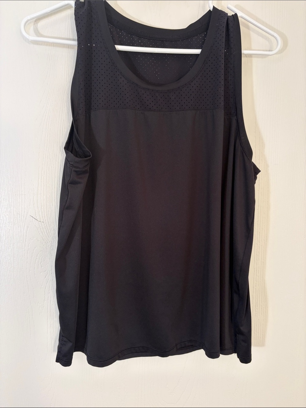 Xersion Black Mesh Yoke Women's Athletic Tank Top